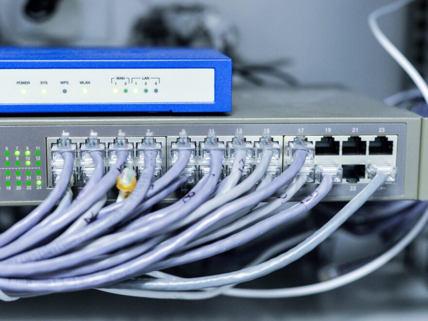 Sieci komputerowe i WiFi — ETIR
